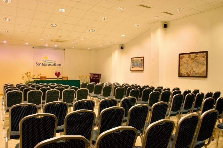 Hotel San Leonardo Vibo Eventi E Congressi Vibo Valentia Ngoại thất bức ảnh