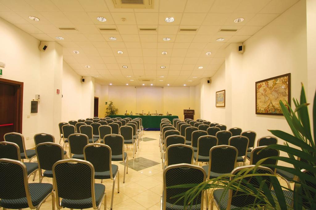 Hotel San Leonardo Vibo Eventi E Congressi Vibo Valentia Ngoại thất bức ảnh